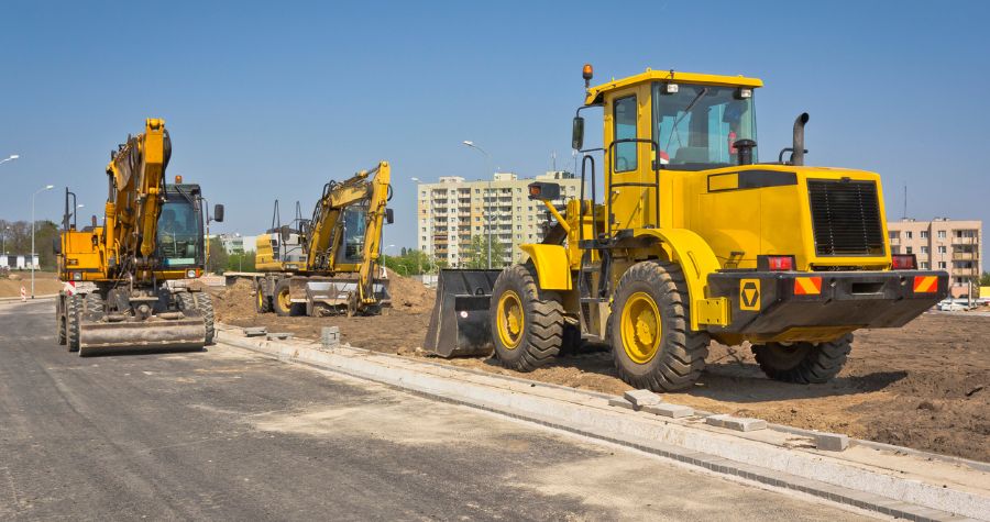 Financing vs Buying Equipment: What’s Right for Your SME?